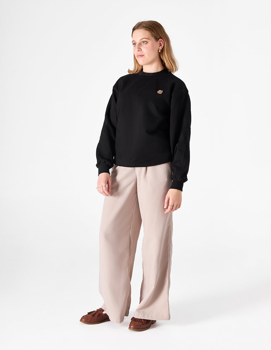 CAPYBARA HEAD PATCH FOREST SCENE SWEATSHIRT